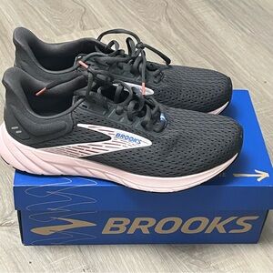 NWT Women's Brooks Anthem 6 Blackened‎ Pearl Pink/Rose  Running Shoes Sz 10